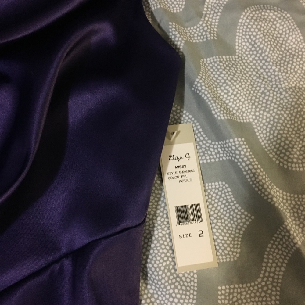 Brand NWT deep purple midi one shoulder dress - Picture 3 of 4